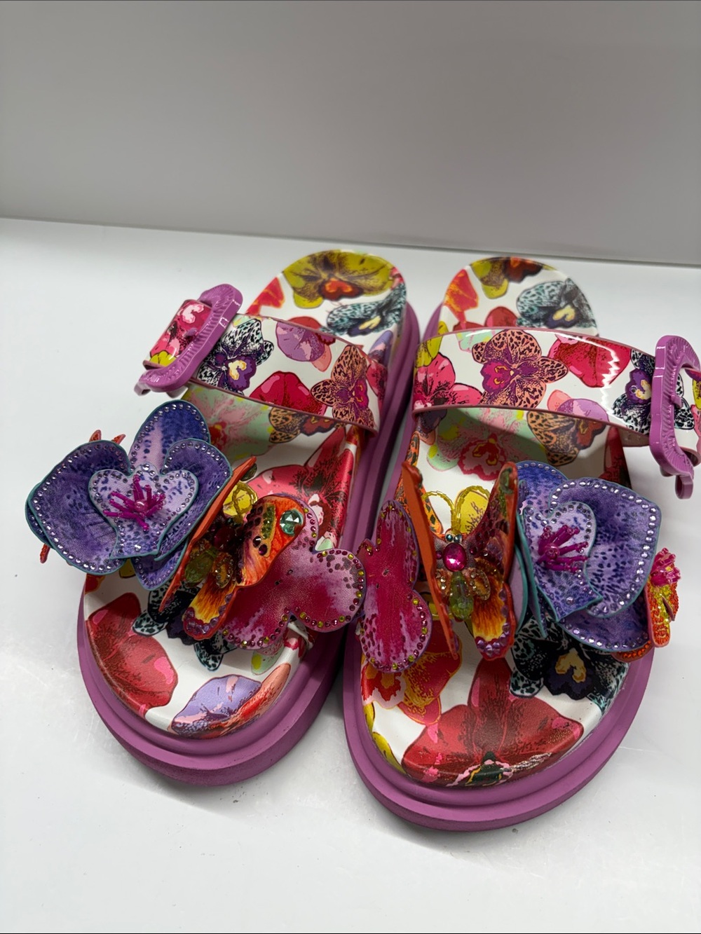 Gently Used Betsey Johnson Lorayne Slide Sandal Women’s size 8.5 - Picture 2 of 7